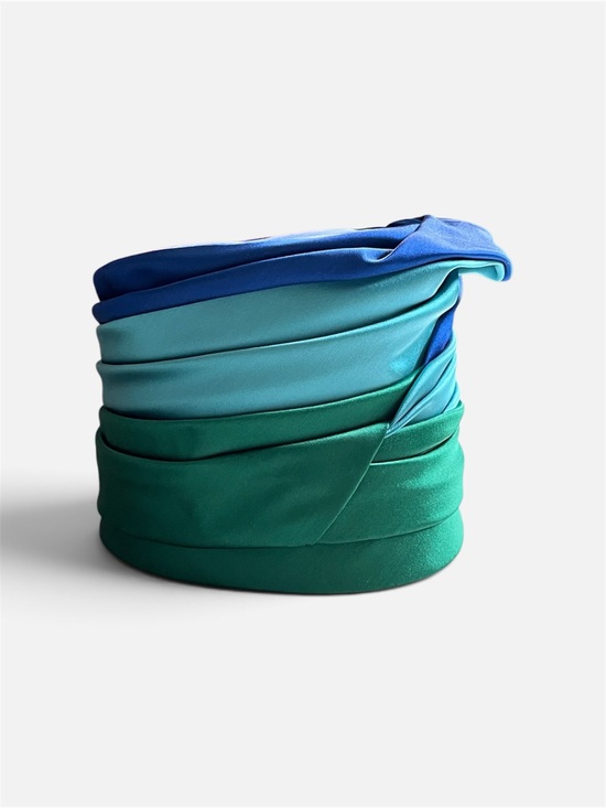 Schiaparelli Accessories - Elsa Schiaparelli 1950’s Hat. Ombré Silk Satin Toque + Original Hat Box. Paris.